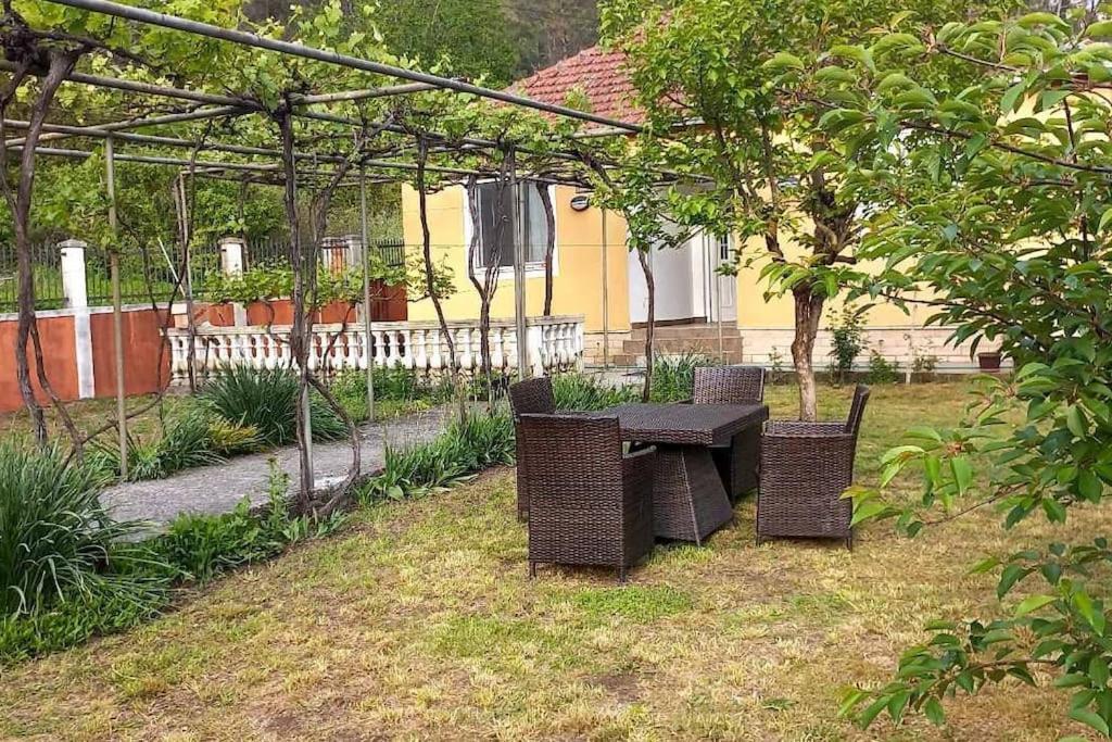 Authentic Village House Virpazar Buitenkant foto
